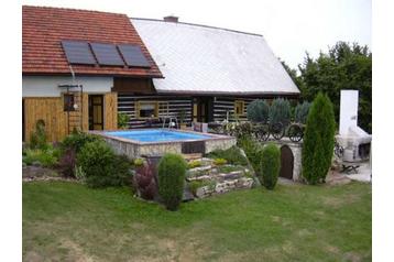 Čehija Chata Zábrodí, Eksterjers